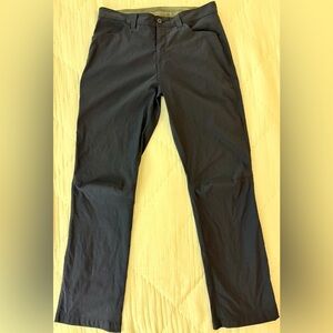 Eddie Bauer Men’s Tech Pants 34x32 Navy Blue w/ Zipper Pocket Travel